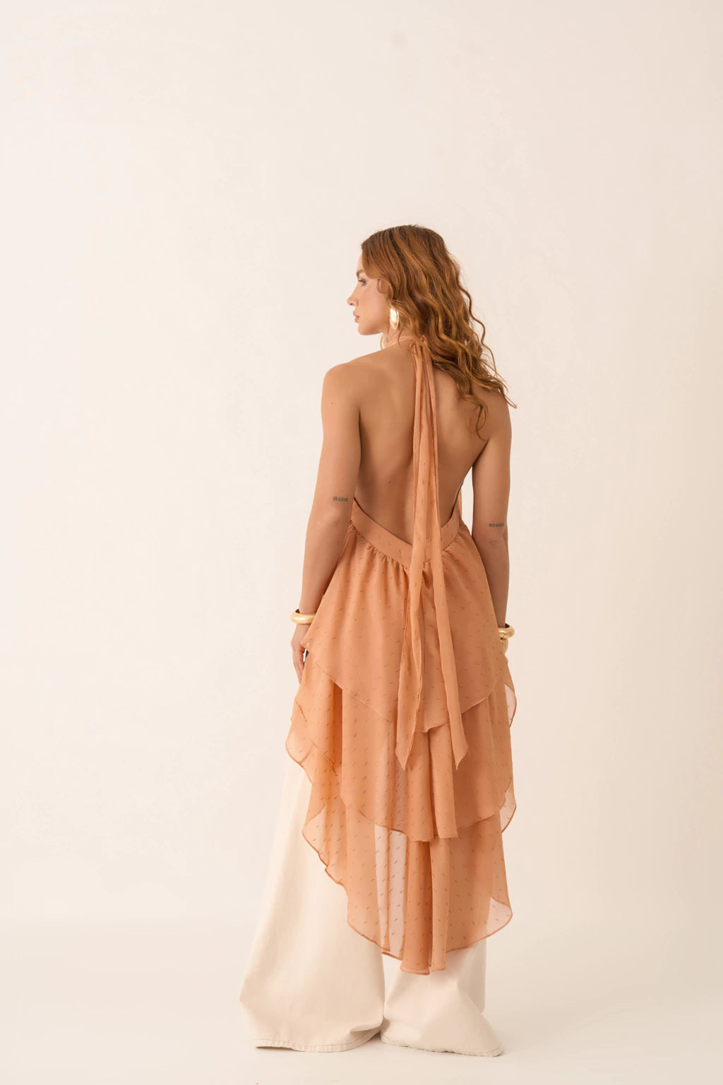 Blusa Assimetrica Serena Caramelo